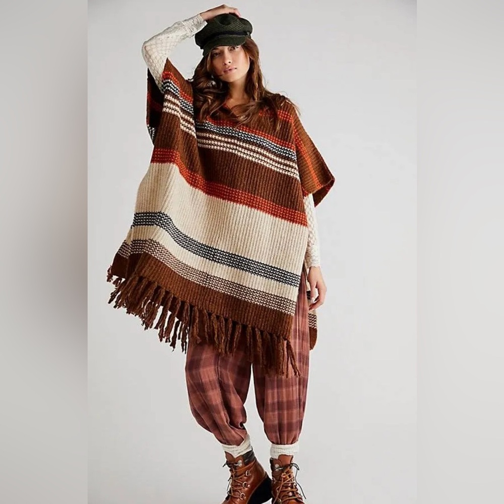 NWT - Free People - Leslie‎ Poncho